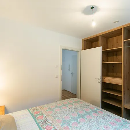 Am Apartment *